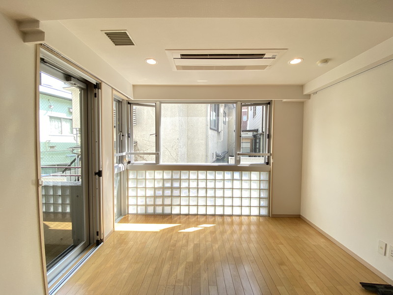 ウヴラージュ広尾502の室内2