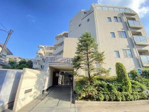 下北沢パークハウス206の室内1