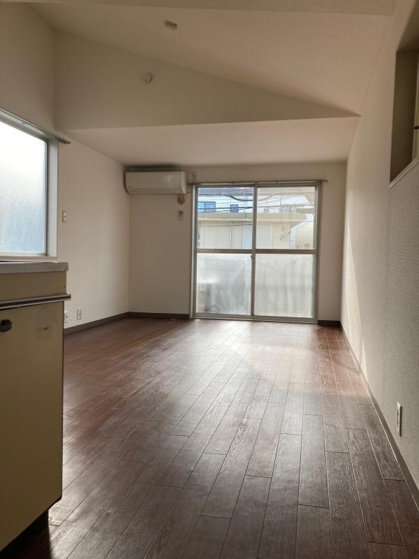 はるCORP201の室内3