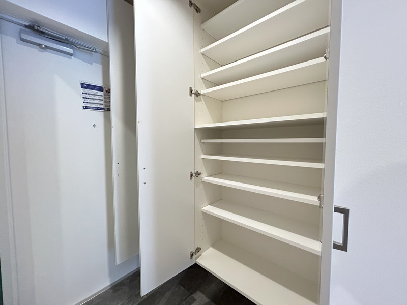 レジディア祐天寺611の室内12