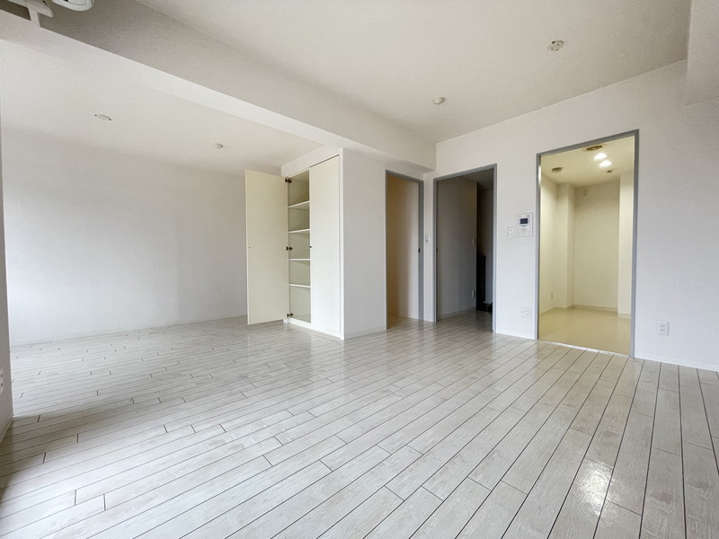 ローレルフラット501の室内2