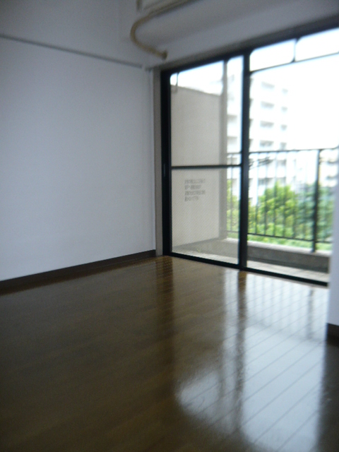 シャンテ三宿402の室内4