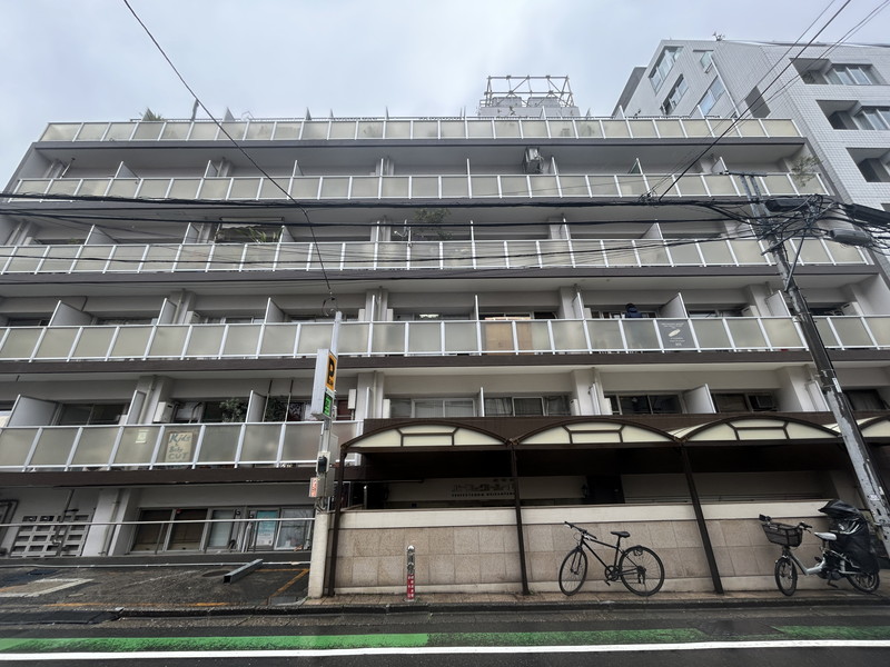 代官山パーフェクトルーム512の室内1