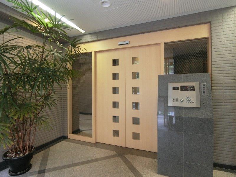 パインコート恵比寿302の室内2