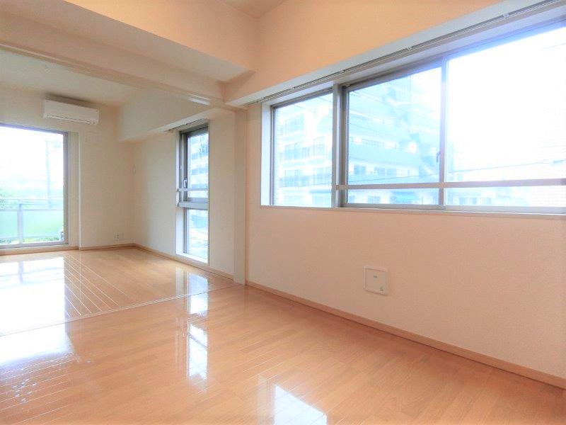 パインコート恵比寿302の室内3