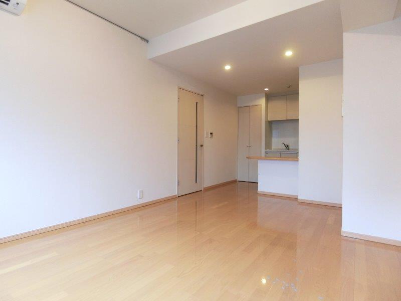 パインコート恵比寿302の室内4