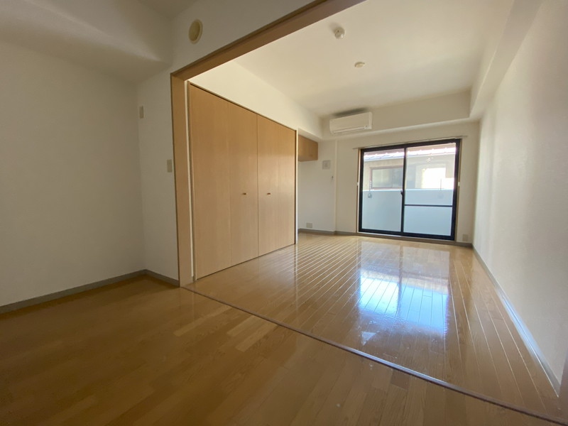 ミカエル・21103の室内3