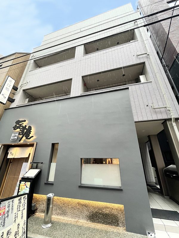 ヴィラ神保町301の外観