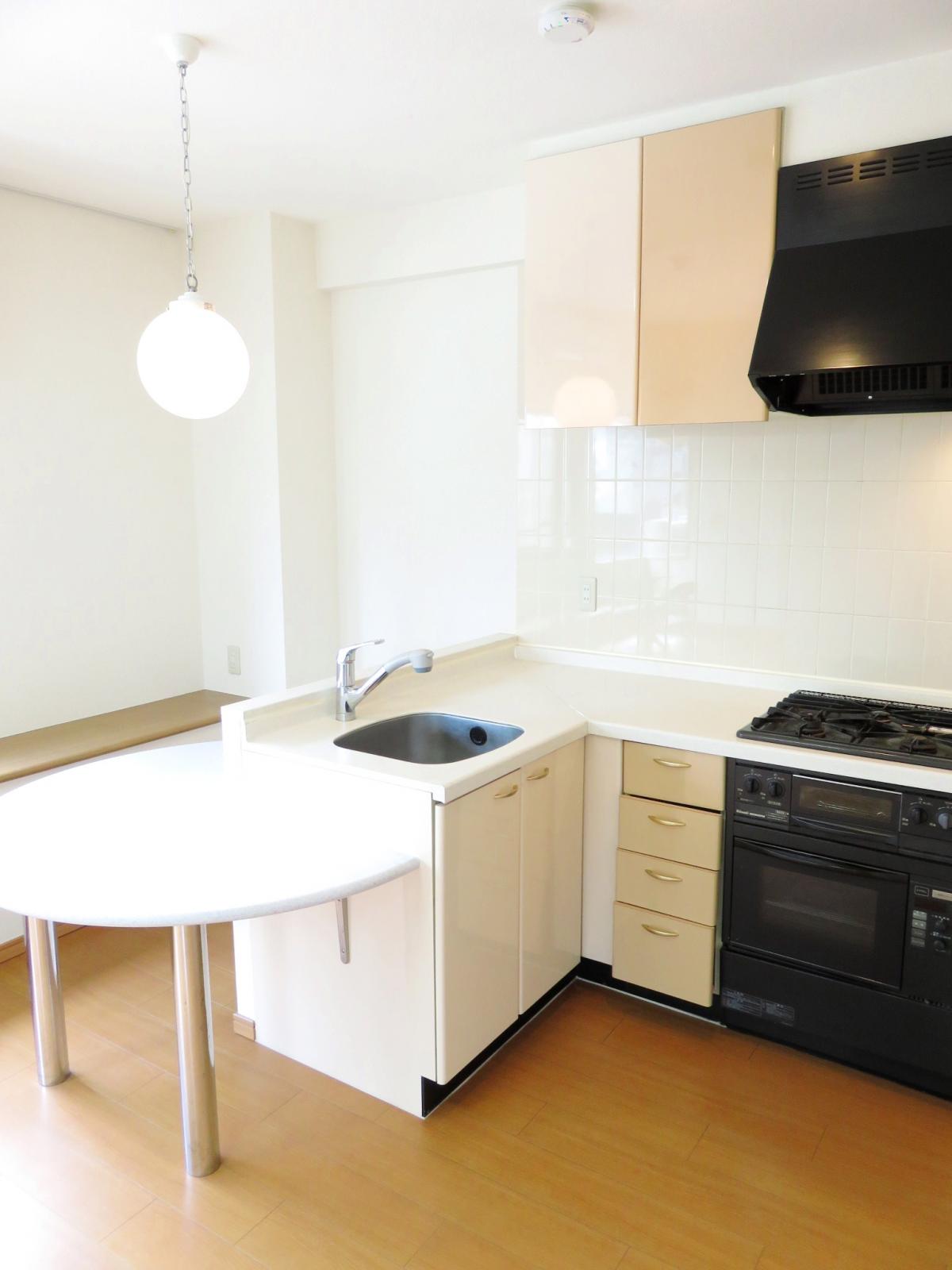 フォルスコート目黒大橋310の室内3