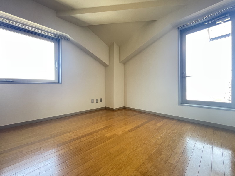 ベルヴィ野沢403の室内2