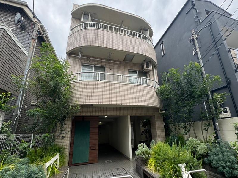 リフィオ三軒茶屋1-Cの外観