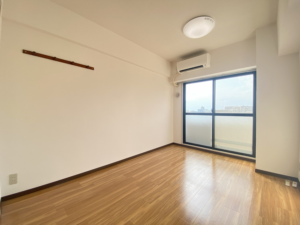 クリスタルグローブ502の室内2