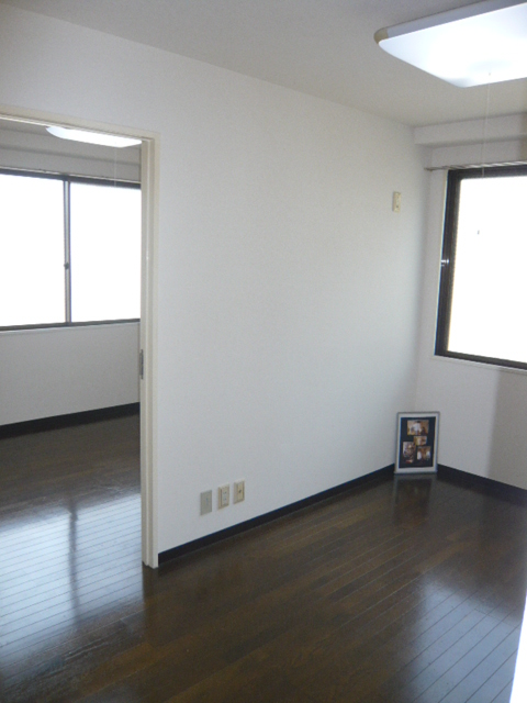 藤コーポ301の室内9