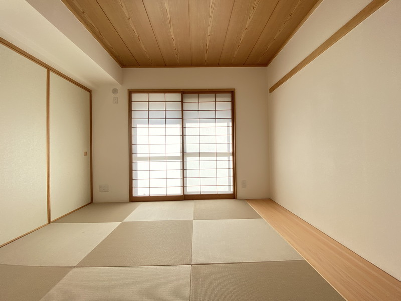 アソシエール世田谷弦巻302の室内2