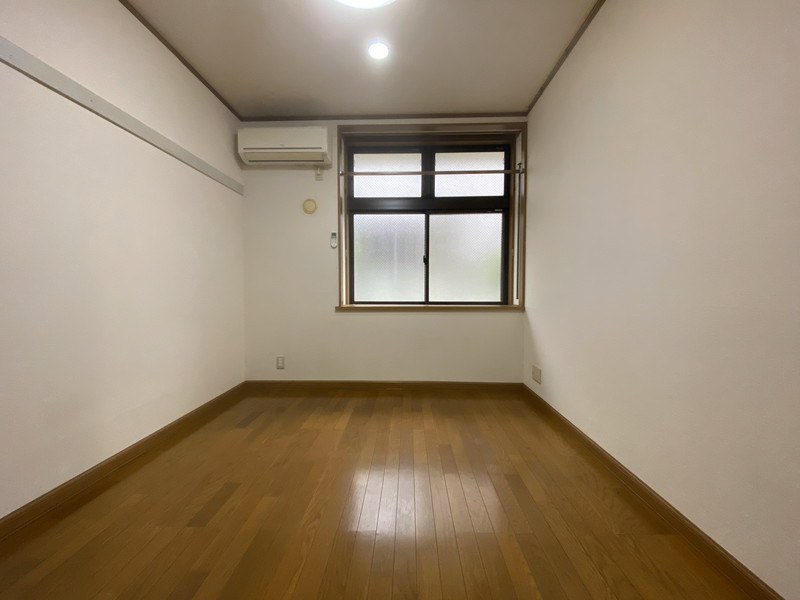 ETハウス2002の室内1