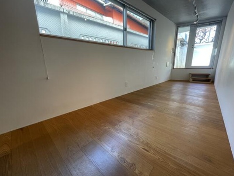 モンクレ桜新町102の室内3