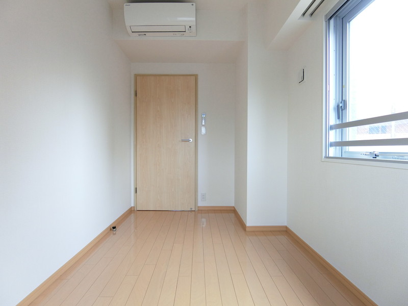 レジディア三軒茶屋602の室内2