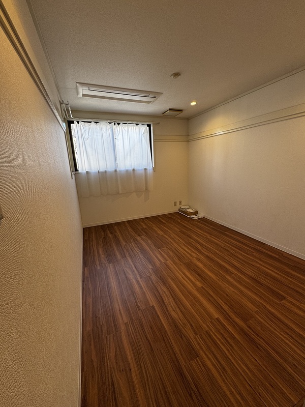 ブランドール目黒1Fの室内1