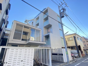 KDXレジデンス下馬302の室内1