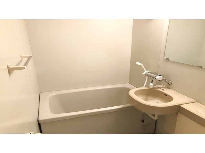 ヴィラ・ハーモニー目黒川203の室内6