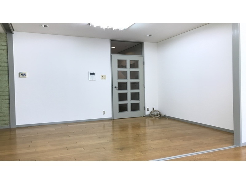 ヴィラ・ハーモニー目黒川203の室内4