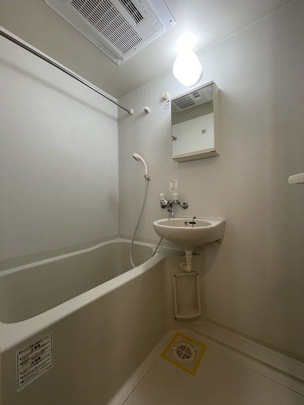 ヴェルト三軒茶屋Ⅱ403の室内3