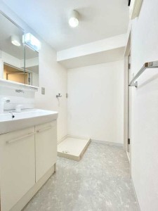 サンライズ伊興301の室内4