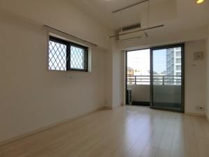 フェニシア三軒茶屋605の室内2