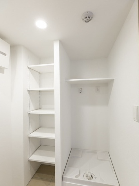 リビオメゾン都立大学105の室内11