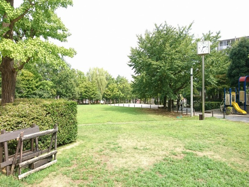 リビオメゾン都立大学105の室内2