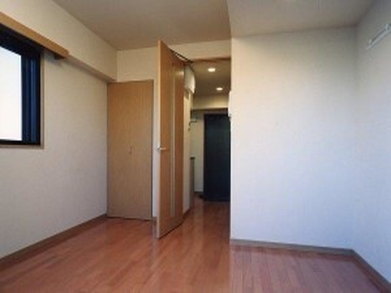 ルーブル都立大学参番館405の室内3