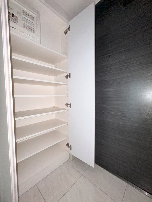 プライマルイプセ池尻大橋707の室内9