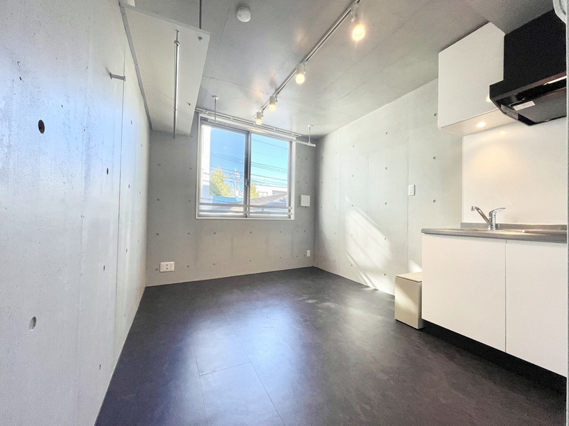 COCOFLAT三軒茶屋301の室内1