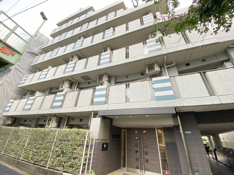 コンフォリア目黒八雲103の外観