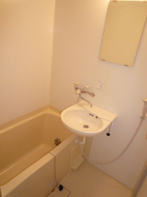 城南AP107の室内5