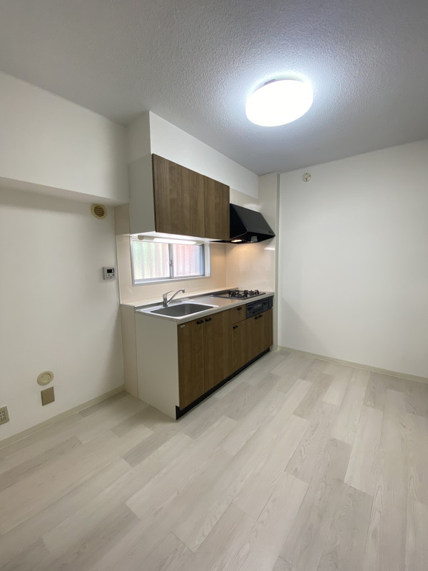 代田グリーンハイム3Fの室内8