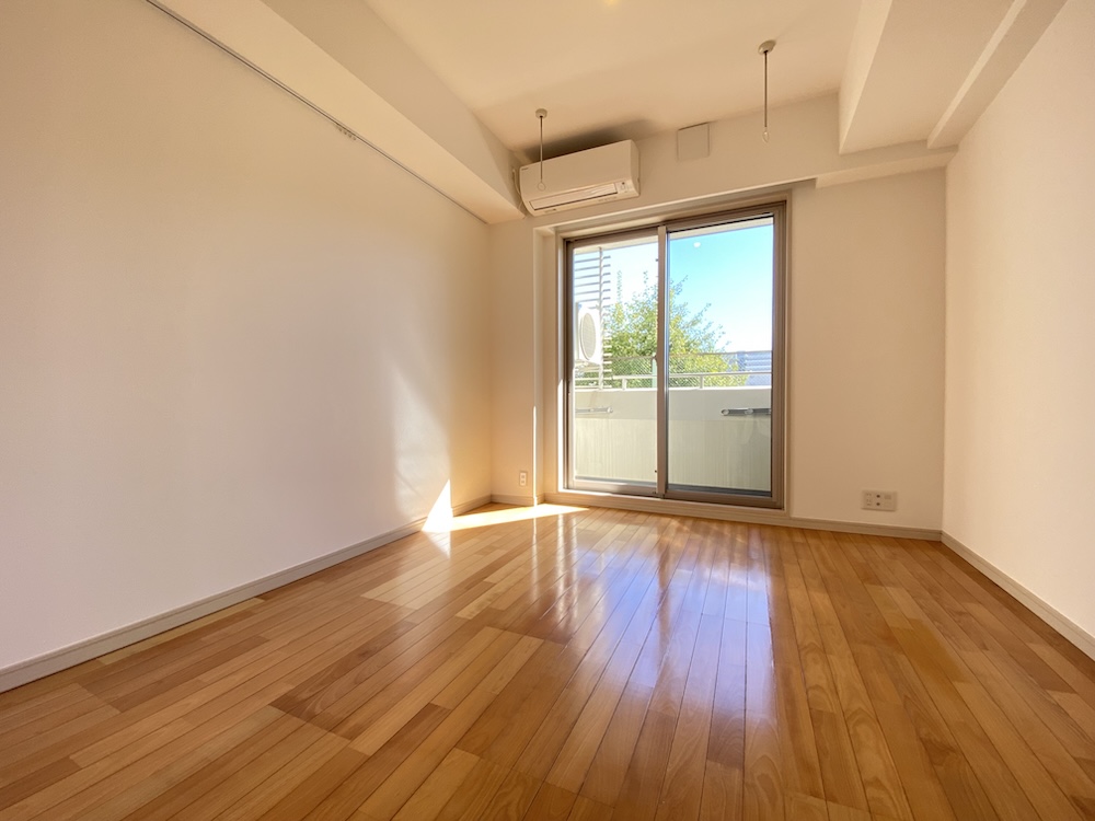 プラウドフラット三軒茶屋1002の室内2
