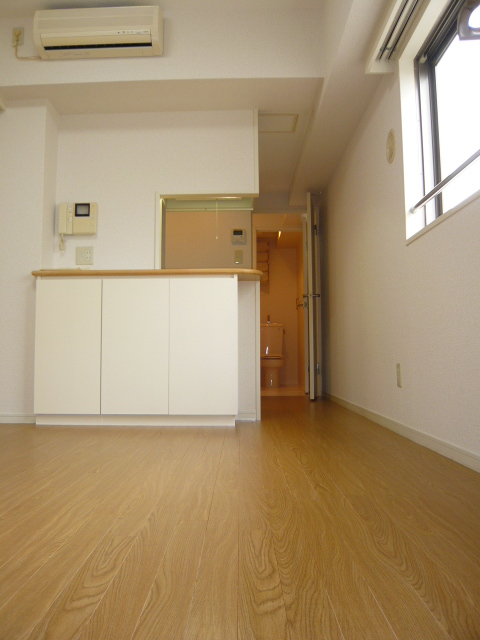 グランドパーク渋谷ブランシェ201の室内2