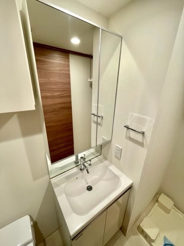 クレヴィアリグゼ世田谷松陰神社前402の室内6