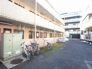 フォレストスズキ101の室内6