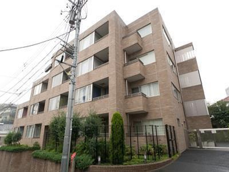テラッツァ表参道405の外観