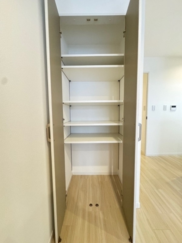 レジディア学芸大学203の室内8