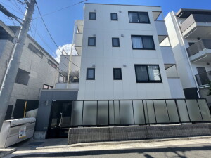 フィオーレ三軒茶屋304の外観