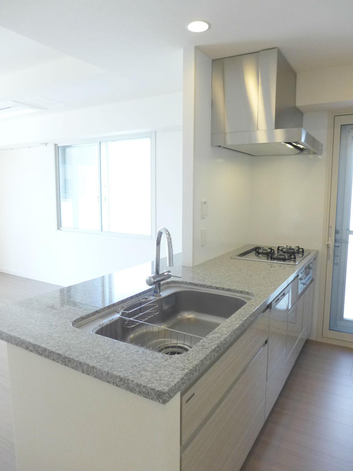 プレサンスロジェ池尻大橋804の室内4