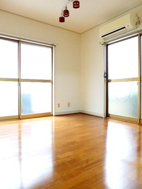サンハイム101の室内3