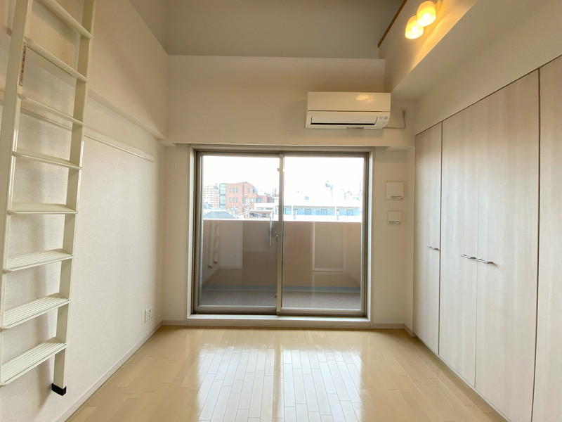 エクセラ三軒茶屋402の室内2
