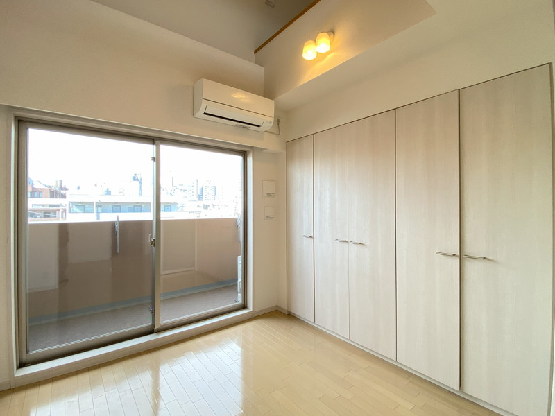 エクセラ三軒茶屋402の室内1