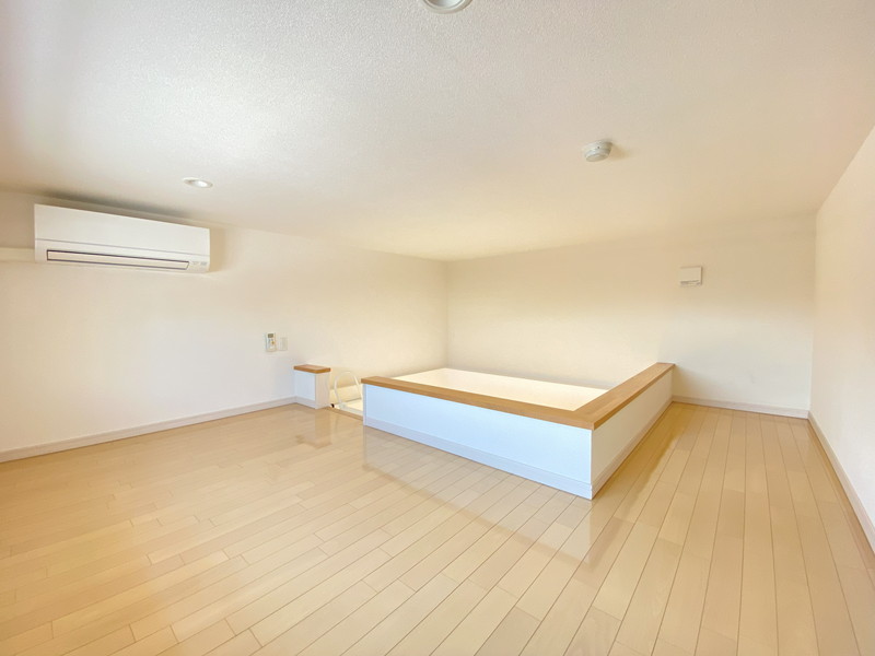 エクセラ三軒茶屋402の室内3