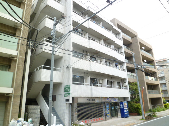 ダイヤアクティ三軒茶屋601の外観