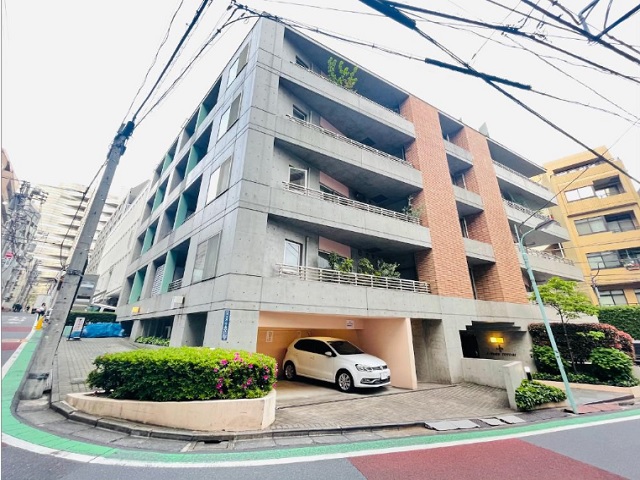 ジェイパーク代々木606の外観